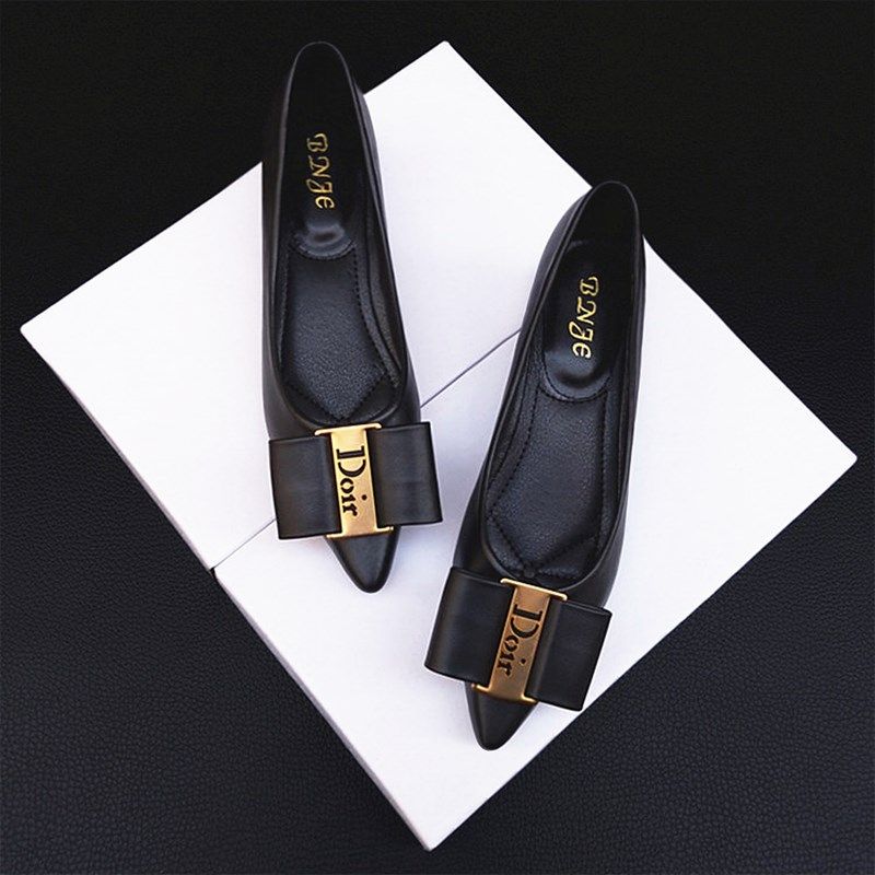 尖头粗跟单鞋女2025新款春秋百搭浅口平底鞋黑色法式软底舒适瓢鞋,女鞋,浅口单鞋,淘宝优惠券,粉丝福利购,淘宝优惠卷