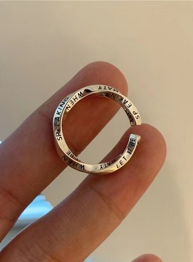 《Let it be》随她去莫比乌斯指环男士摇滚乐队嘻V哈文艺英文戒指