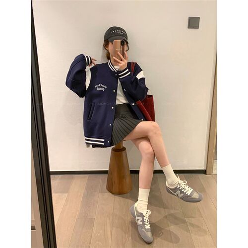 爱情魔鬼鱼 撞色圆领时尚百搭棒球服女2025春季新款宽松休闲外套