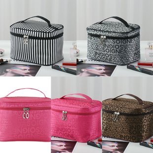 新款 便携旅行化妆品洗漱收纳包 手提化妆包大容量防水韩版