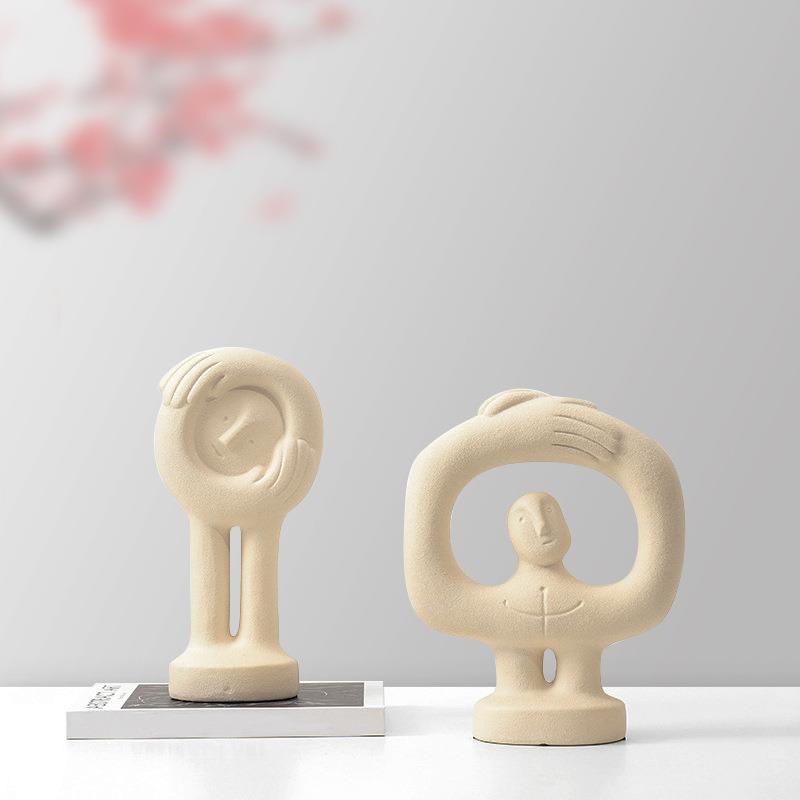 现代简约创意米白色趣味小人树脂摆件儿童房民宿创意家居桌面摆设