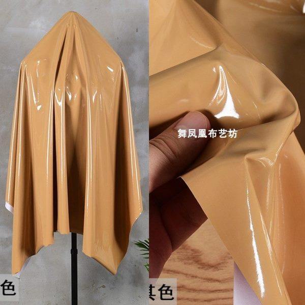 土黄卡其色超亮面弹力镜面皮革面料柔软细腻仿皮反光泽防水pu布料,居家布艺,海绵垫/布料/面料/手工diy,淘宝优惠券,粉丝福利购,淘宝优惠卷