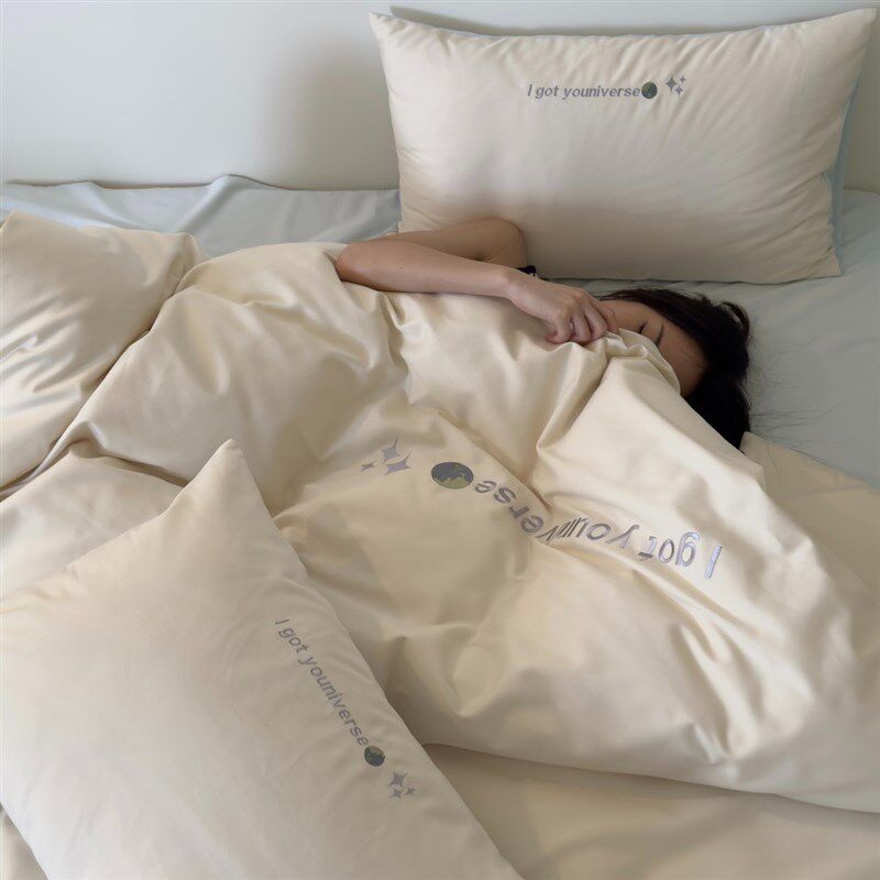 100支婴儿棉轻磨毛床单床笠四件套字母星球刺绣全棉被套简约床品