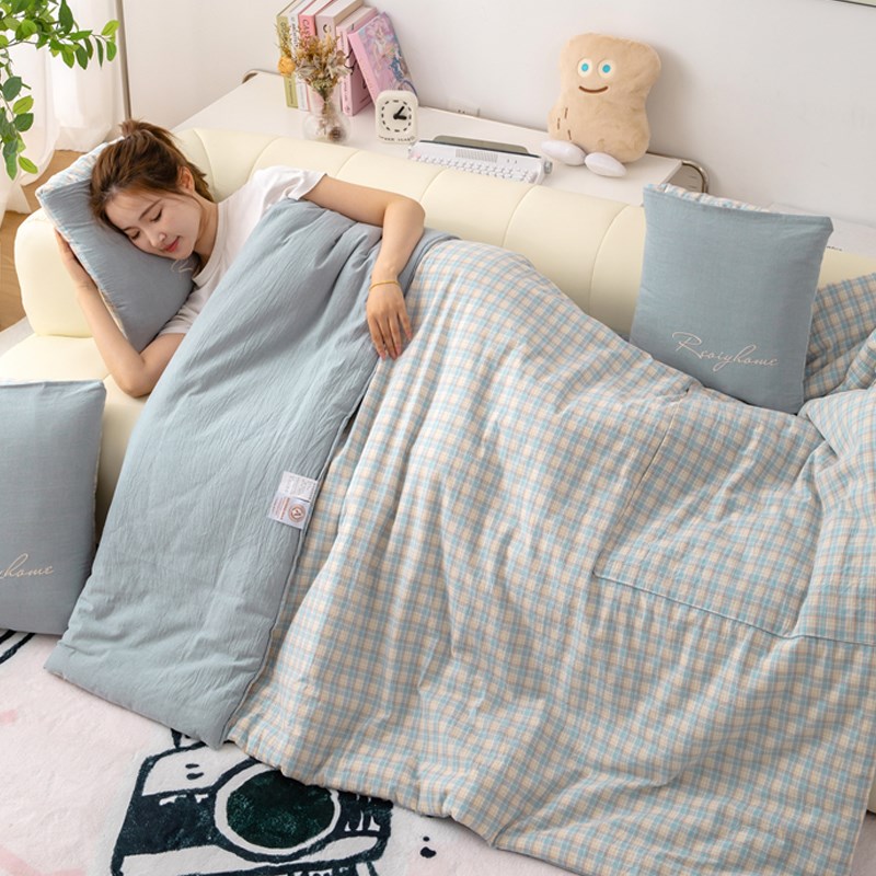 多功能抱枕被子两用全棉汽车靠枕沙发靠垫M格子简约办公室午休枕
