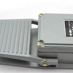 脚踏开关LT3防水型铝合金重型 机床配件 脚踩开关