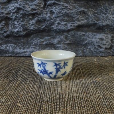 仿古瓷器 复古做旧明成化风格 青花松竹梅纹品茗杯 古董古玩摆件