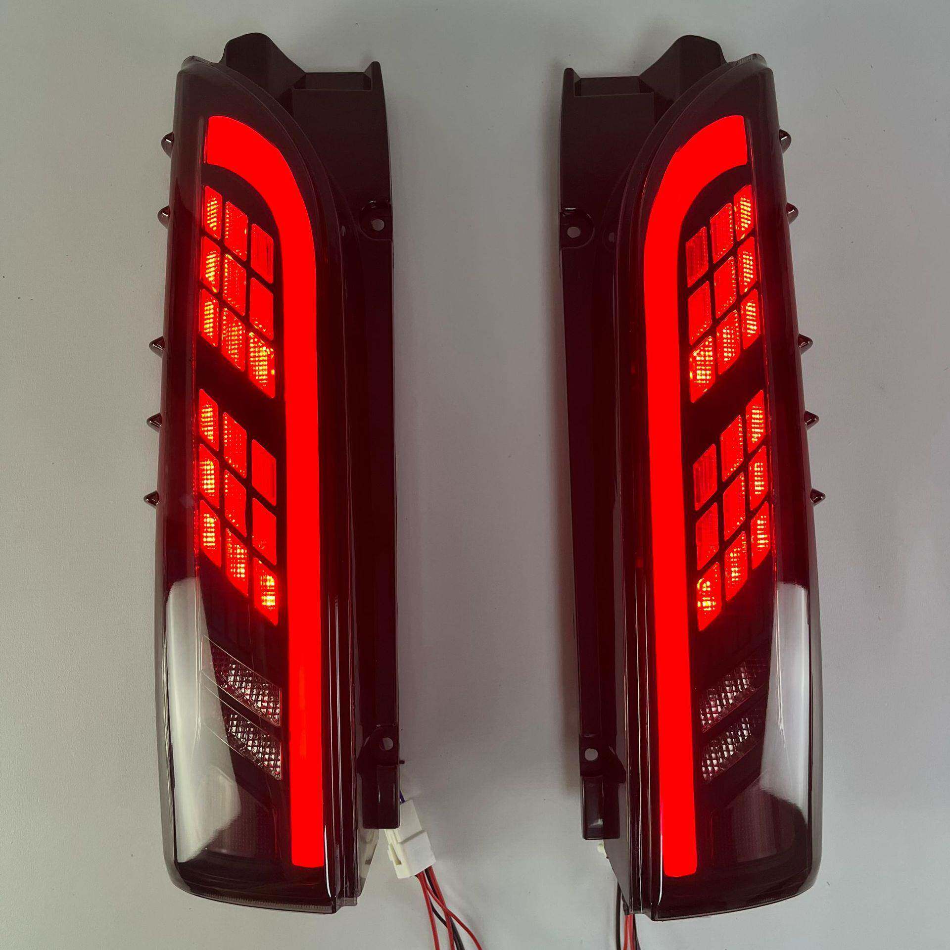 适用于05-18年丰田海狮HIACE200系改LED尾灯刹车灯流水转向灯