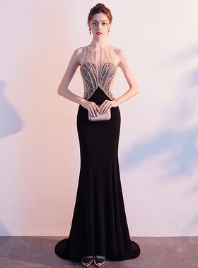 黑色挂脖晚礼服女2020新款宴会主持人露肩气质鱼尾包臀连衣裙女