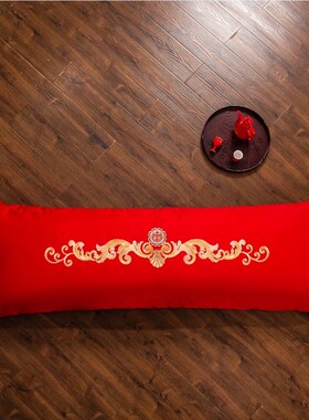 大红色全棉绣花双人枕套加 双人枕芯  150厘米左右长