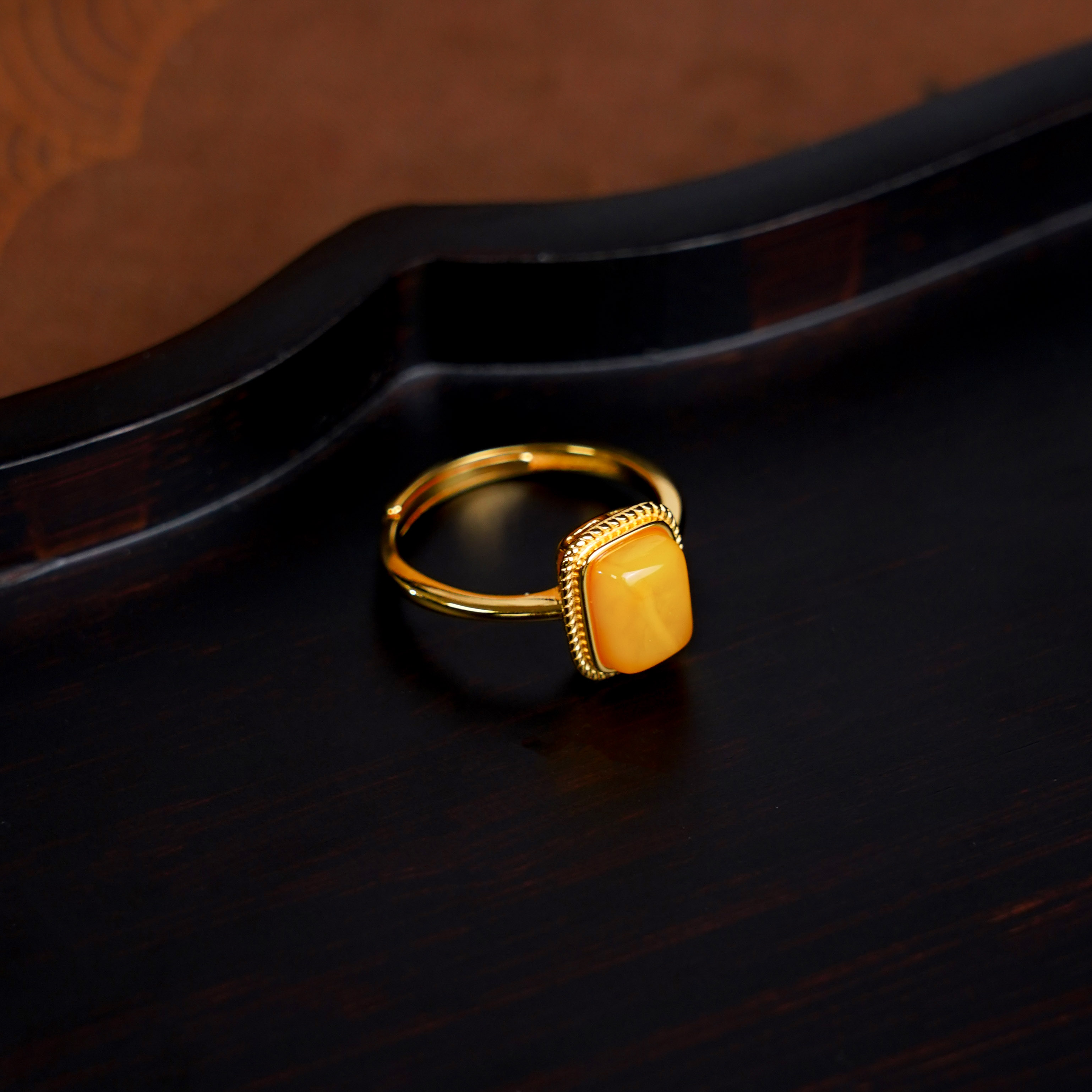 表姐专属 ·龙老板珠宝S925蜜蜡戒指 (6*3*2mm)