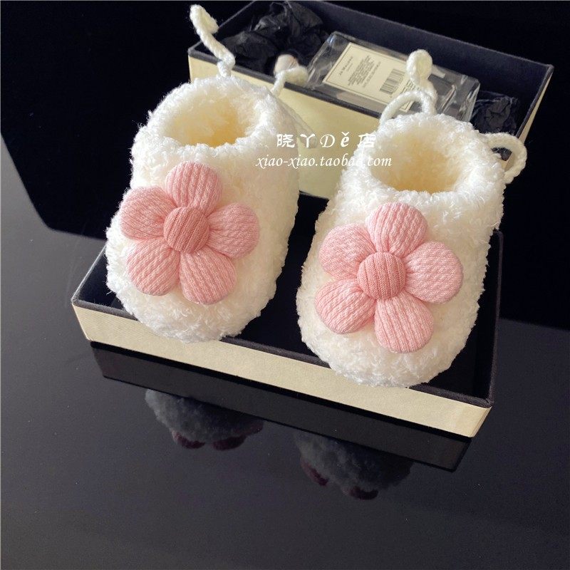 宝宝鞋子冬款加绒保暖棉鞋新生婴儿软底鞋袜婴幼儿手工编织毛线鞋