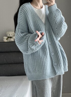 软糯风慵懒奶蓝色毛衣外套女春季外穿高级感宽松v领长袖针织开衫
