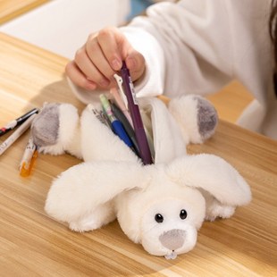 学生大容量文具收纳袋毛绒龅牙兔可爱动物玩偶笔袋软萌礼物男女生