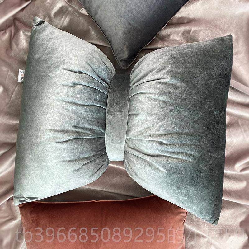 高档车一载抱枕被子两用汽车车空调毯季头枕一对内三合靠枕四可拆