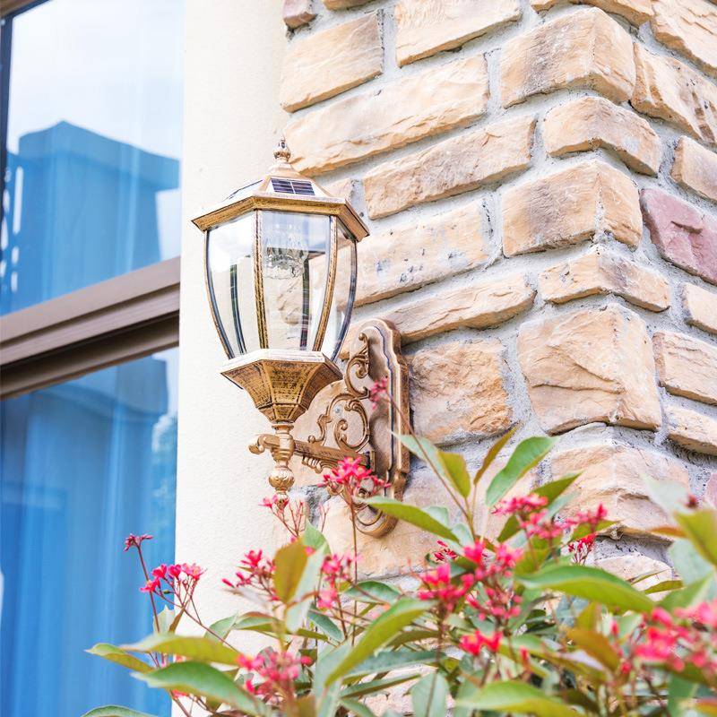 太阳能灯户外庭院灯超亮墙上门灯家用室外路灯防水别墅欧式壁灯