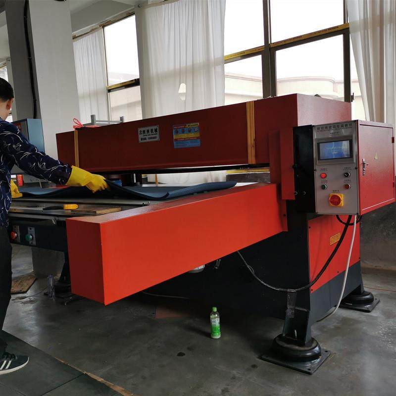 EVA水冷压纹机片材滚压机瑜伽垫设备冲浪板宝宝爬行垫机器,文具电教/文化用品/商务用品,压花器,淘宝优惠券,粉丝福利购,淘宝优惠卷