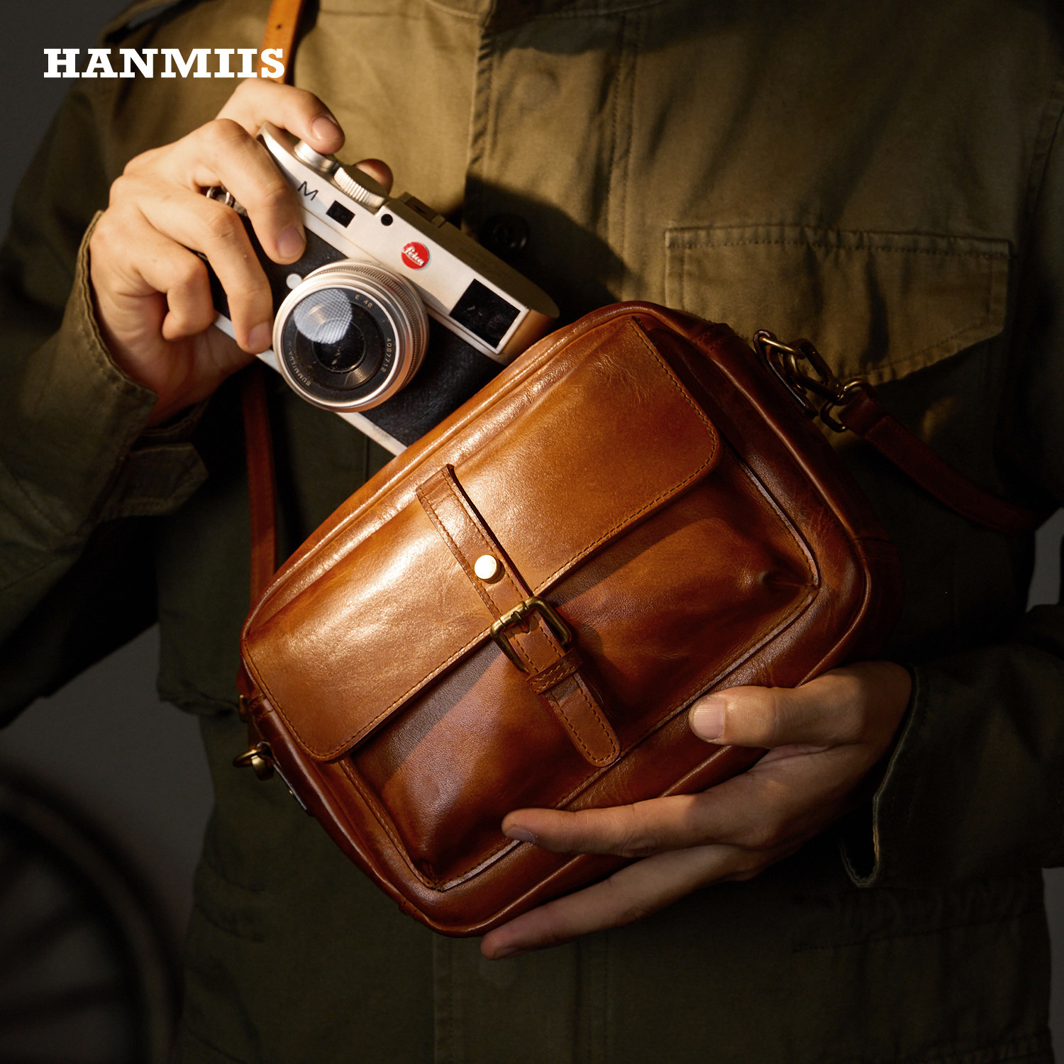 HANMIIS/汉名仕头层牛皮卡片相机包 真皮单肩斜挎包复古邮差旅行