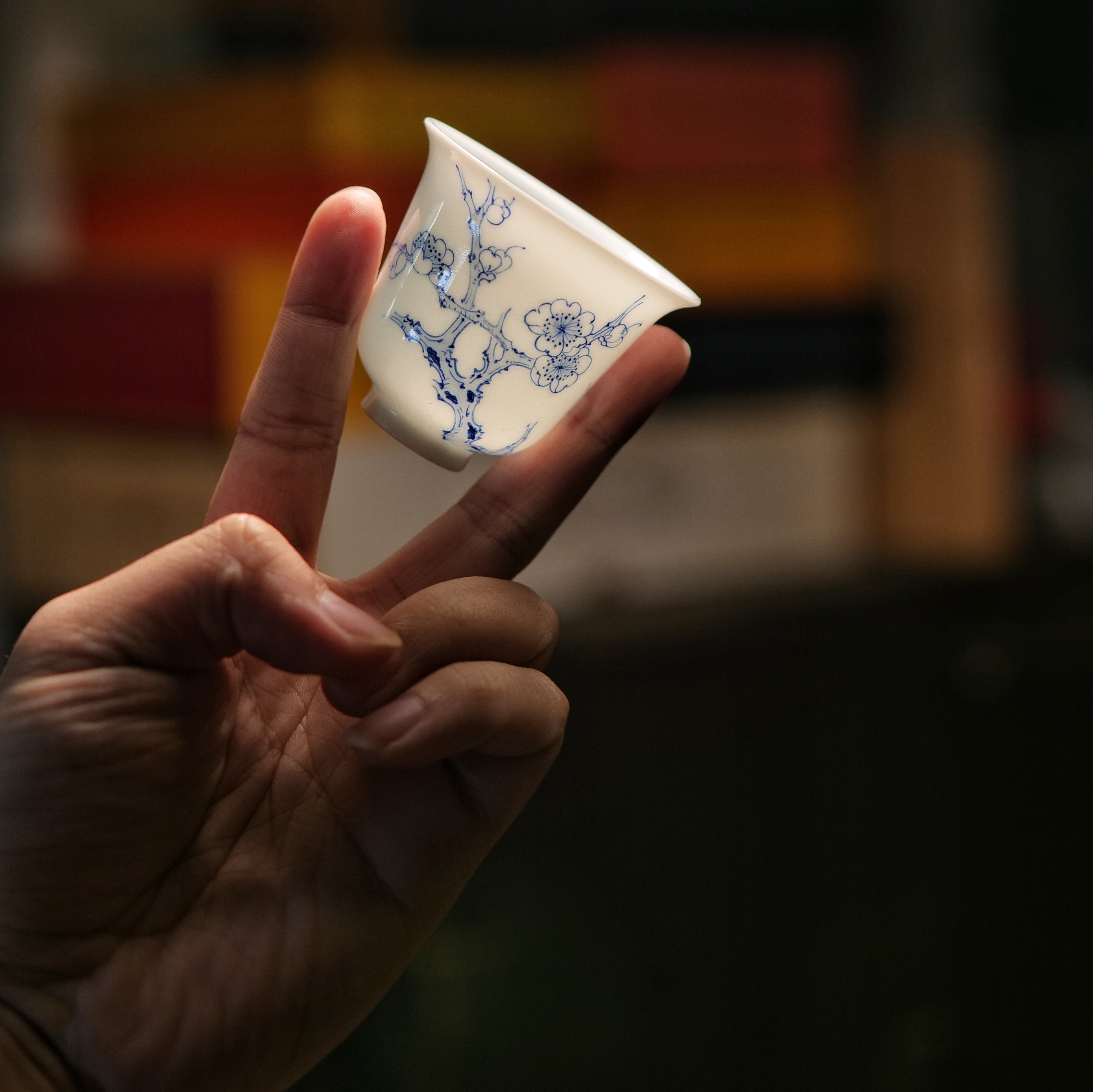 烬白柴烧甜白釉超薄胎梅兰竹菊套组主人杯景德镇手工釉下手绘60cc