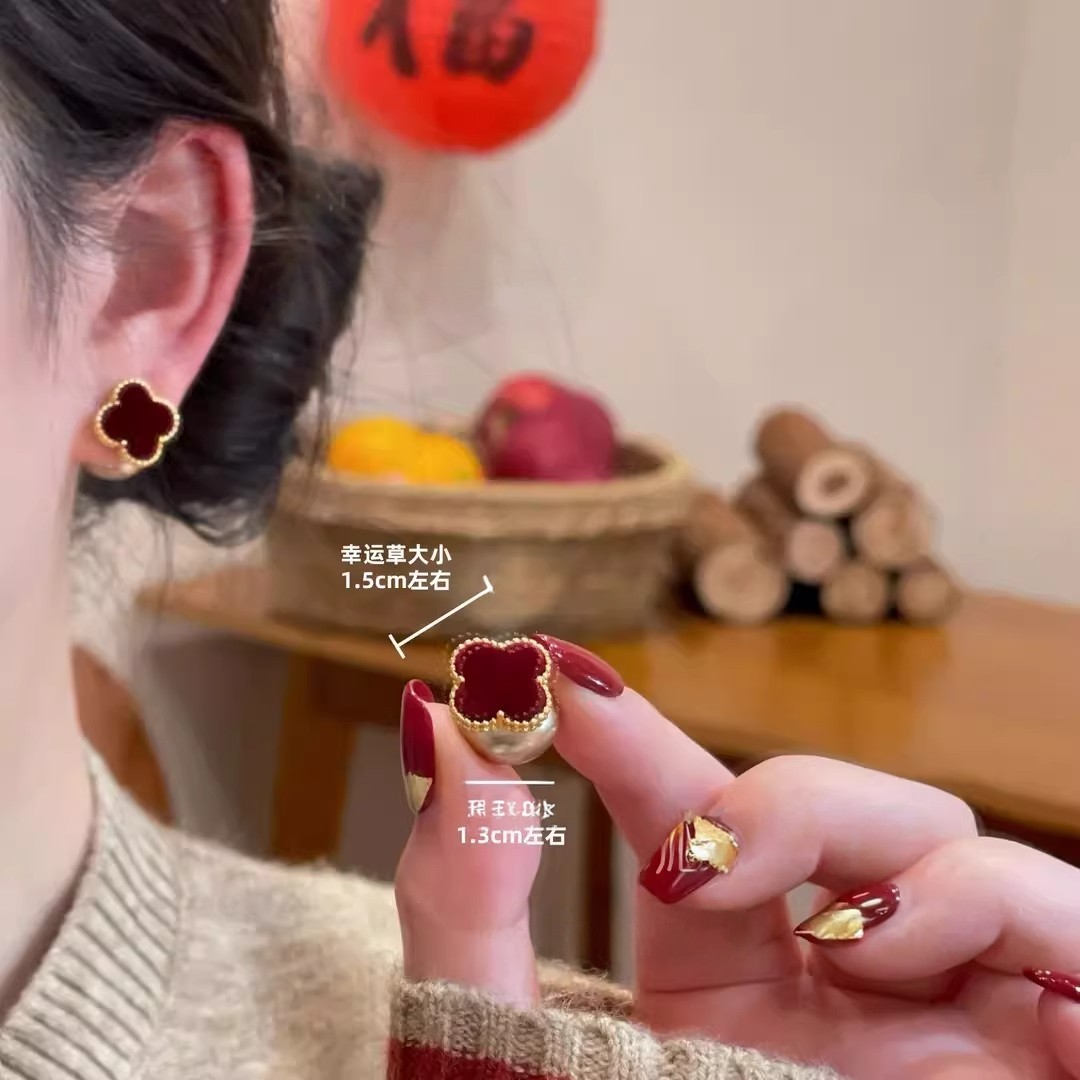 【下单立减50】丝绒质感红色幸运草珠珠耳环前后两戴一款多戴_YZ