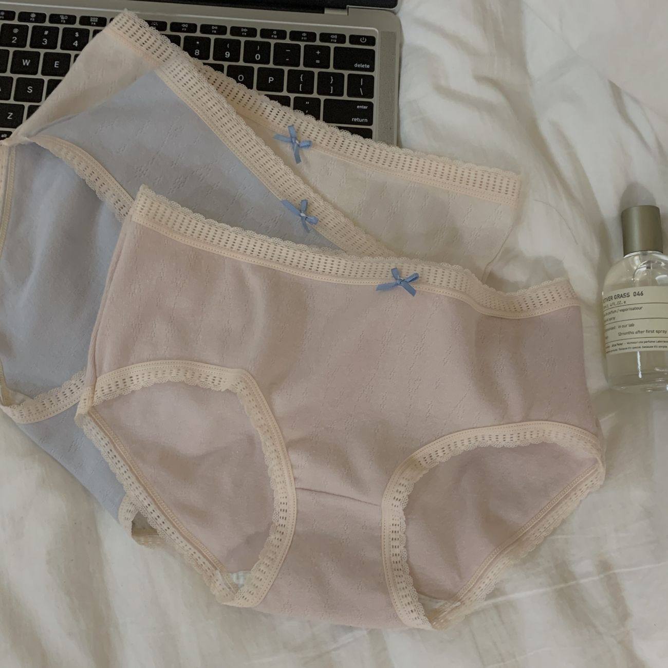 纯棉内裤女无痕中腰抗菌透气性感韩版学生舒适全棉女士大码三角裤