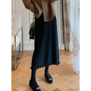 2024高腰显瘦黑色包裙秋冬新款流苏针织半身裙女开叉中长款裙子