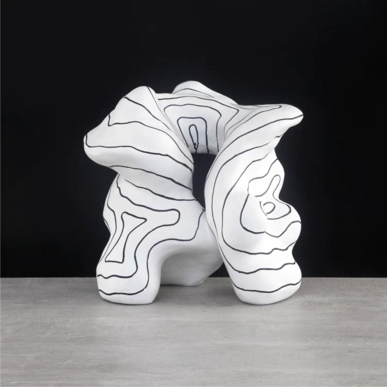 欧式现代黑白抽象树脂摆件样板间摆场家居客厅书房玄关桌面装饰品