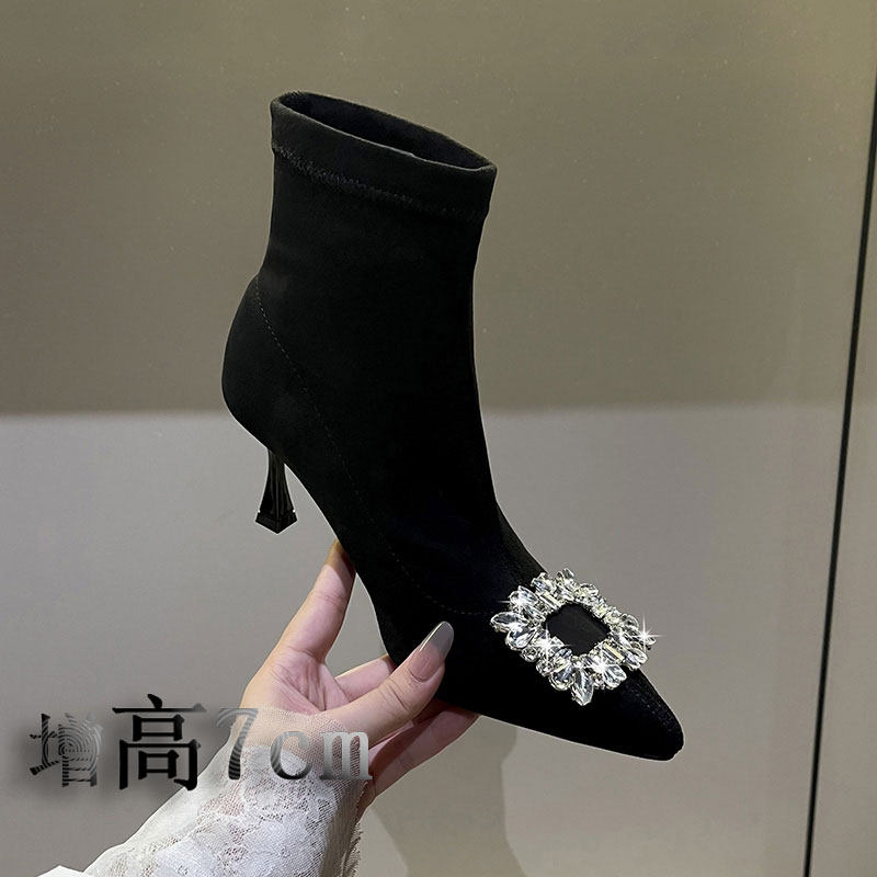 羊猄绒面~细跟高跟7cm短靴女法式尖头黑色水钻方扣加绒瘦瘦弹力靴