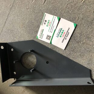 福田雷沃rg50水稻收割机配件原厂二号杂余竖直轴承座壳体