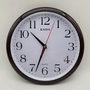 挂钟经典省电跳秒有声音家用挂墙时钟简约时尚数秒大字圆形石英钟