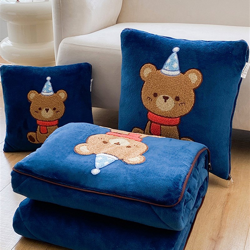 牛奶绒抱枕被子两用加厚午睡枕头被二合一办公室宿舍X沙发靠垫客