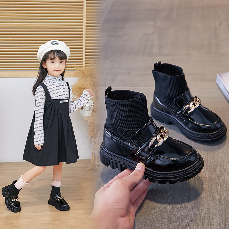 女童鞋2022年春秋马丁靴黑色儿童公主小女孩针织靴子皮靴袜子靴女图片