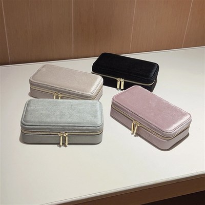 首饰盒2024新款高档轻奢小型便携旅行丝绒收纳盒手饰X品盒耳钉戒