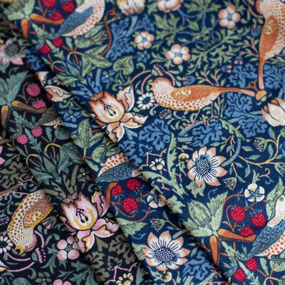 日本进口威廉莫里斯帆布面料草莓小偷手工包袋印染纯棉布料名师布