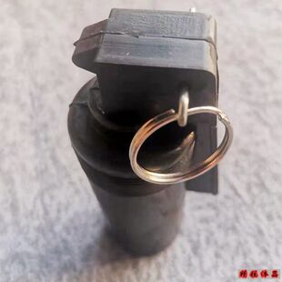 橡胶催泪弹防暴弹表演道具训练道具黑色橡胶催泪弹模型非真品模型