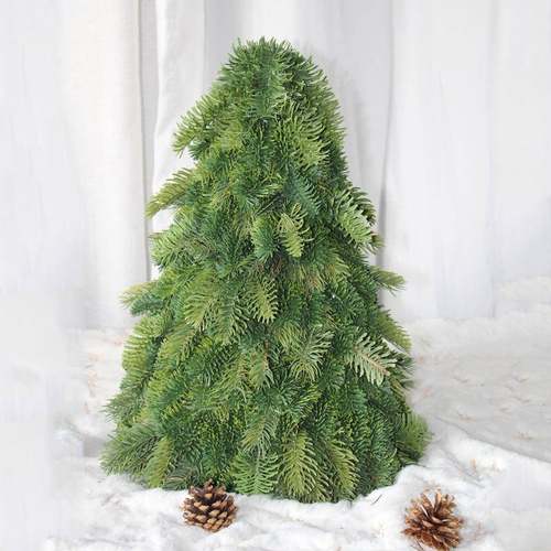 家用桌面摆件迷你小圣诞树场景布置圣诞节装饰小树新款诺贝松树