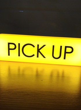 小钰102501亚克力定制灯箱y广告招牌亚克力桌面摆件迷你立牌可手