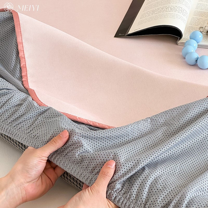 儿童可水洗冰丝i凉席夏季新款婴儿床垫凉感席子折叠防滑床上用品M