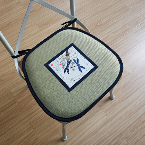 日式蔺草餐椅垫坐垫办公室椅垫夏天椅子马蹄形家用学生透气凉夏季