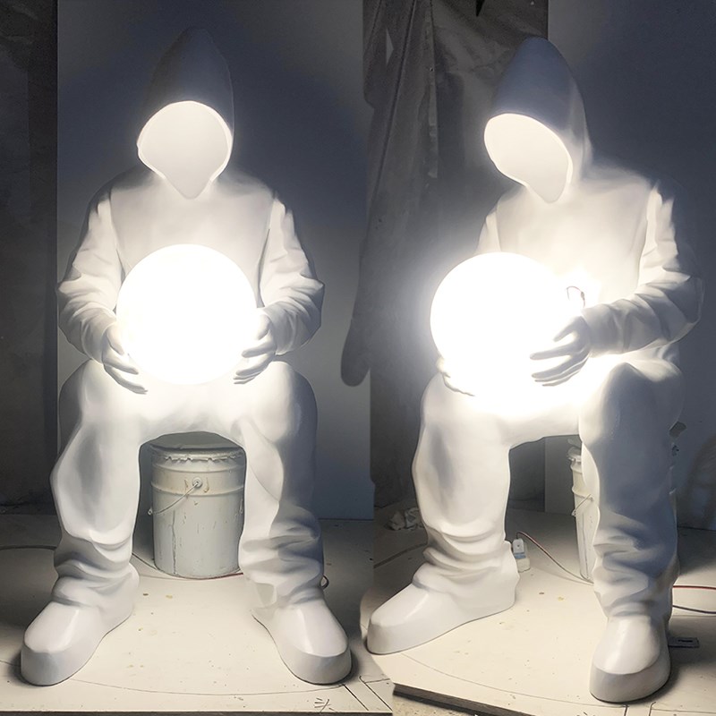 网红无脸卫衣男孩酒吧KTtV大摆件电竞台球室商场落地玻璃钢雕塑