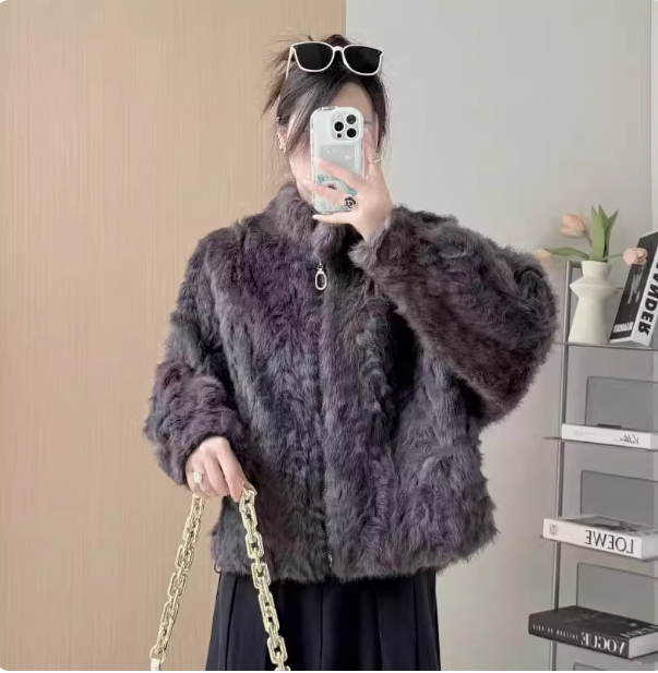 【二号嘉年华】  2025冬季新款仿花狐毛毛女外套  25026