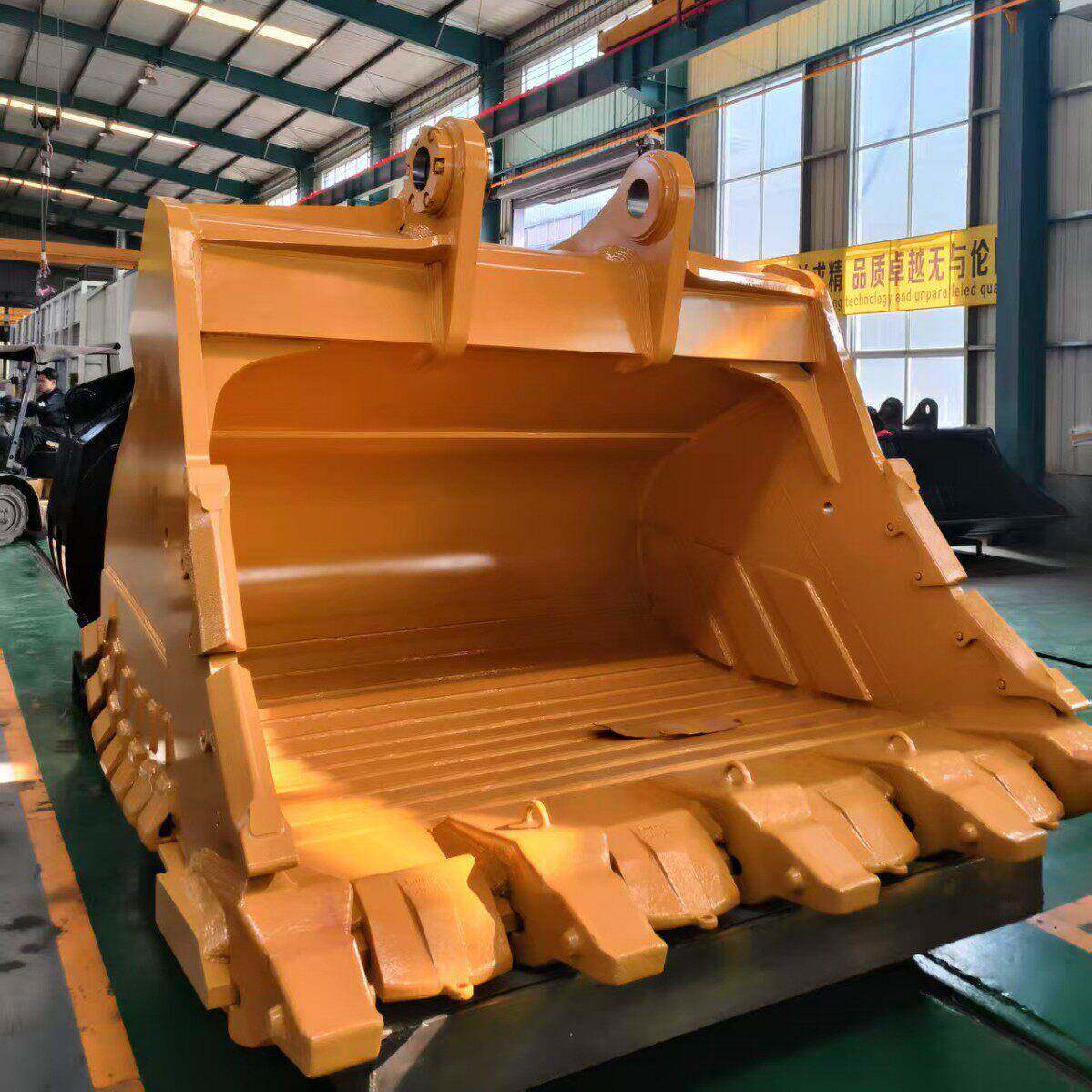 挖掘机挖斗源头生产厂家挖掘机破碎斗重载岩石挖斗耐磨板岩石斗