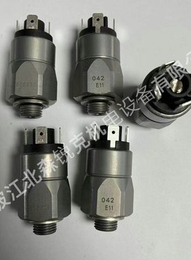 适用凯撒空压机空滤压差开关7.8610.0压力传感器705703/7.6650E0