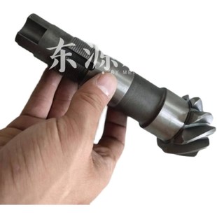 沃德沃得奥龙拖拉机配件554 主动齿小二轴 704前桥中间传动齿轮轴