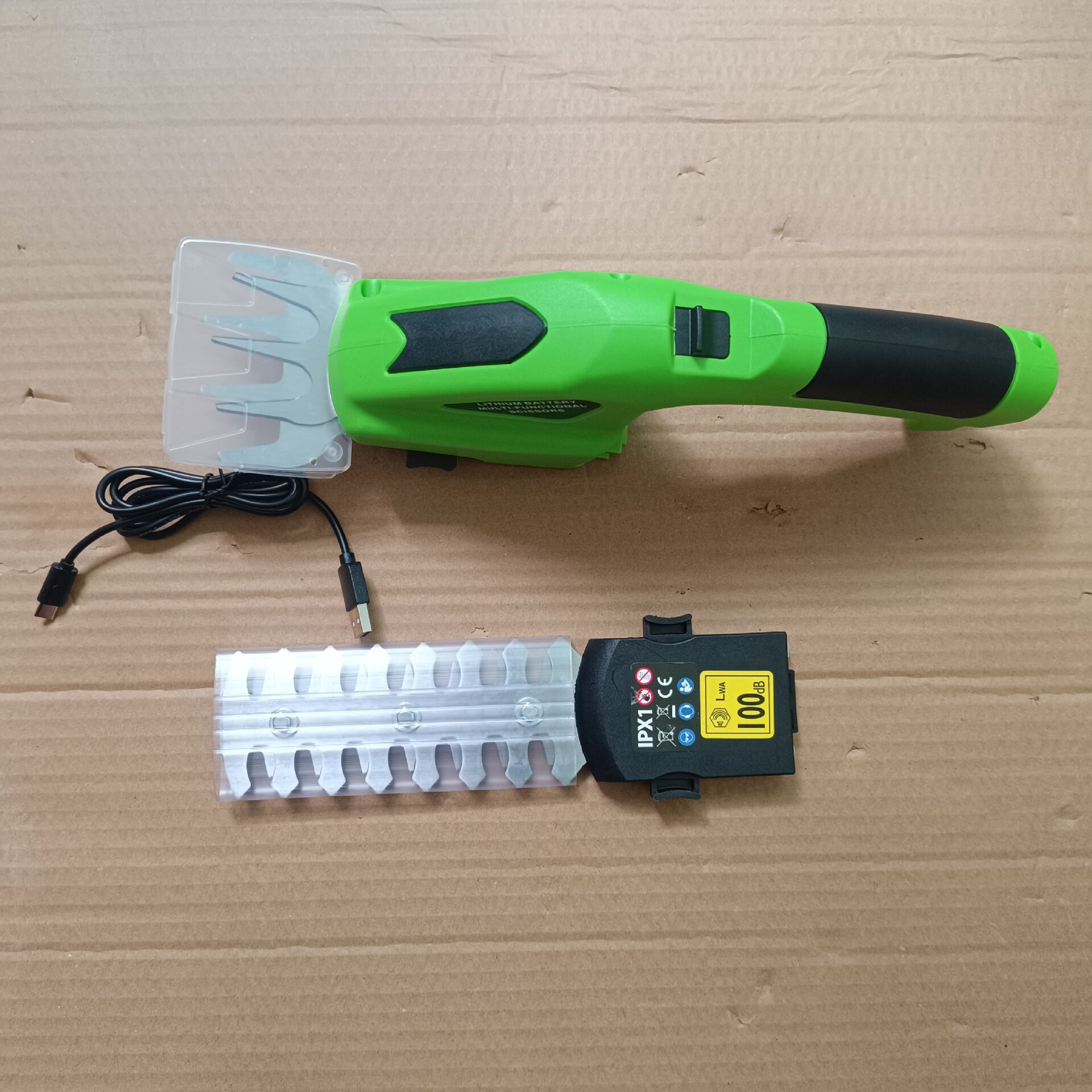 绿篱机剪刀电动小型家用割草机锂电园艺剪充电修枝剪修枝剪批发