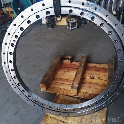 010.30.900大型交叉滚子轴承 多线切割机轴承 十字交叉轴承