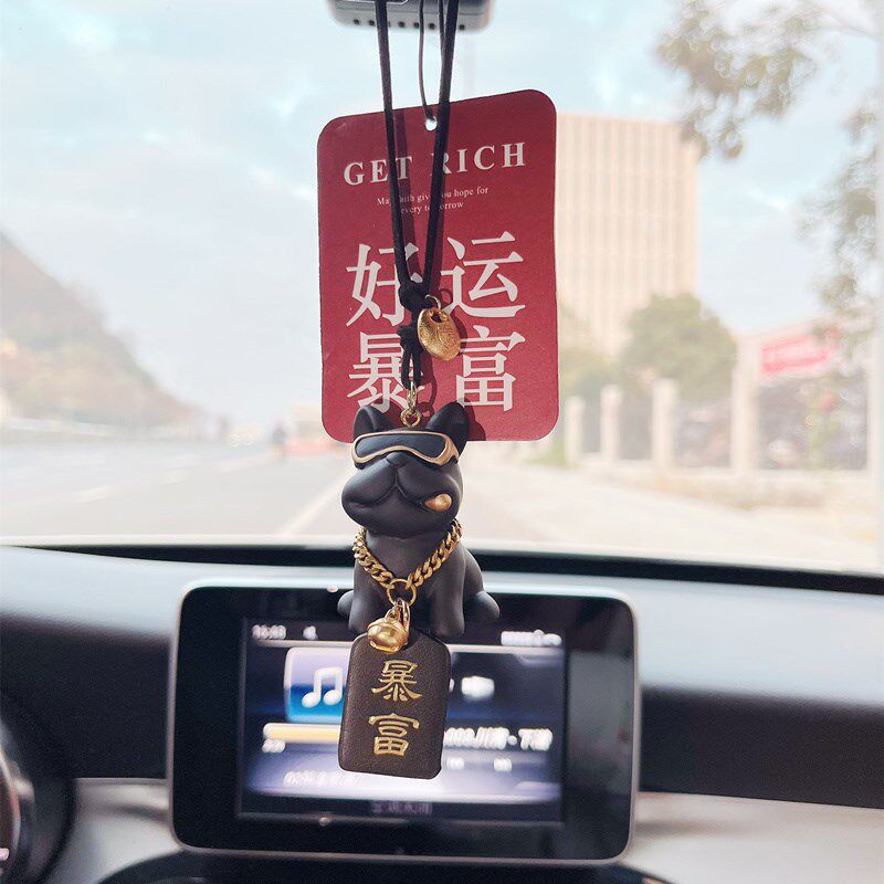 汽车后视镜挂饰平安暴富小狗斗牛犬创意卡通车载香薰摆件车内挂件