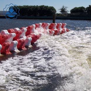 水上防浪堤减浪防波截污浮筒港口船只防护条抗风浪浮动式防波堤