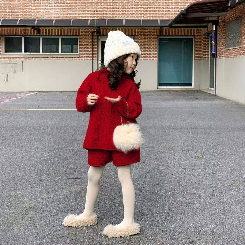 女童红色毛衣套装秋冬季2026新款拜年服儿童女孩连帽针织衫两件套