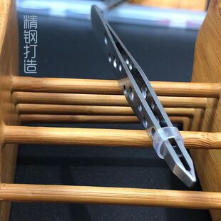 不锈钢斜口眉夹修眉毛镊子九孔防滑睫毛夹化妆美容眼眉美妆工具