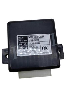 现代R215/225/305/385-9/R140W-7雨刮继电器控制器21N6-01273配件